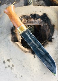 Leuku Sami Lapp knife hand-forged knife scandinavia finland norway sweden high carbon steel russia hunting knife utility same people north arctic utilityknife bushcraft survival camping survivalknife military army issue knife kniv heritage knives nepal gurkha himalayas shaman
