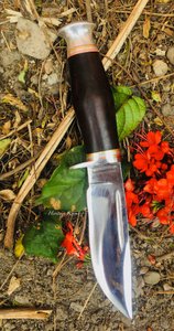 small boone hunting knife Heritage Knives handforged. handmade with high carbon steel using modern balcksmithing and old himalayas traditions. fighting knife, utility knife, gift, sheffield england. Nepal made. WW1 and WW2. 