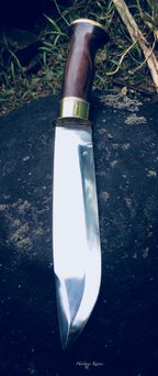 Varri Leuku knife by Heritage Knives, hand forged traditional Same / Sami knife. Nordic, Scandinavia, Sapmi, Sameland, norrland, mountains, utility and bushcraft, hunting and outdoor knife, blade of high carbon spring steel. Pukko. 